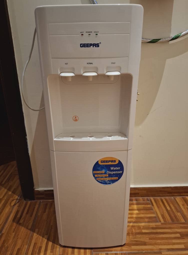 New geepas water dispenser