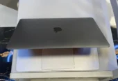 MacBook Air (M1, 2020)