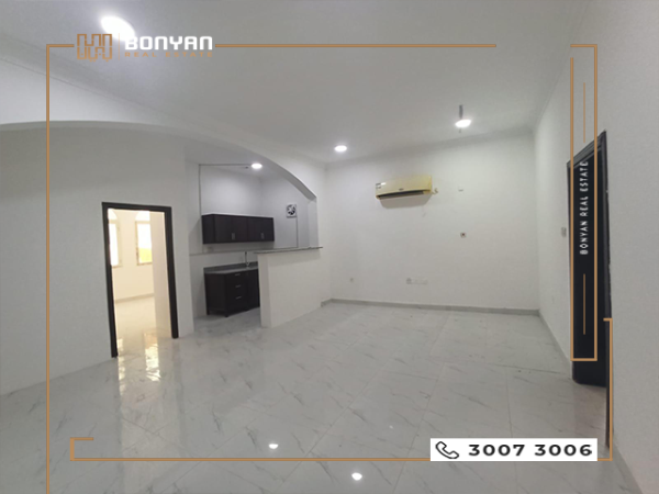 Spacious Studios, Umm Al Seneem
