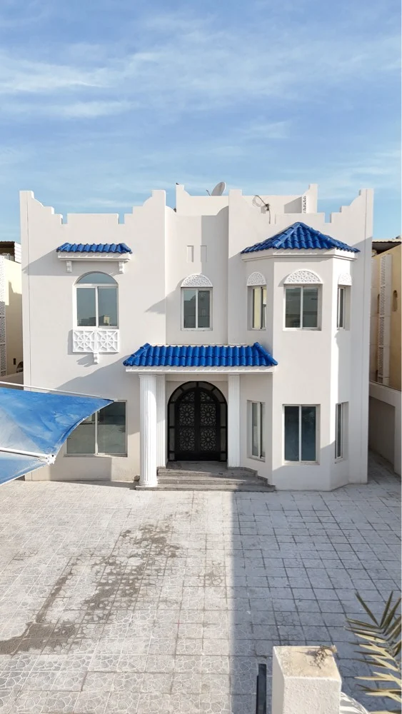 Villa in Al Wakrah For Sale