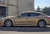 PORSGHE PANAMERA 2012
