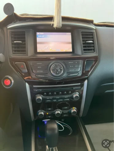 Nissan Pathfinder 2014