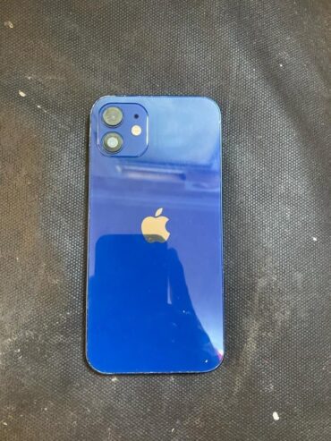 Apple iPhone 12