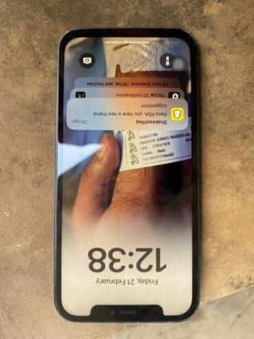 Apple iPhone 12