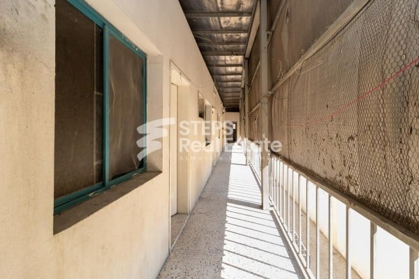 1,300 sqm Warehouse for Rent