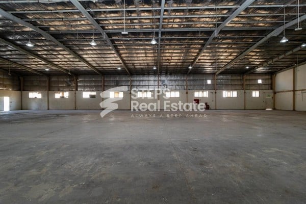 1,300 sqm Warehouse for Rent