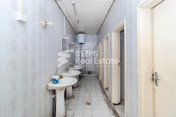 1,300 sqm Warehouse for Rent
