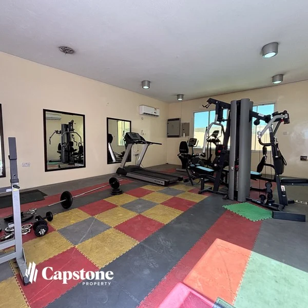 Spacious 5BR Villa with Pool