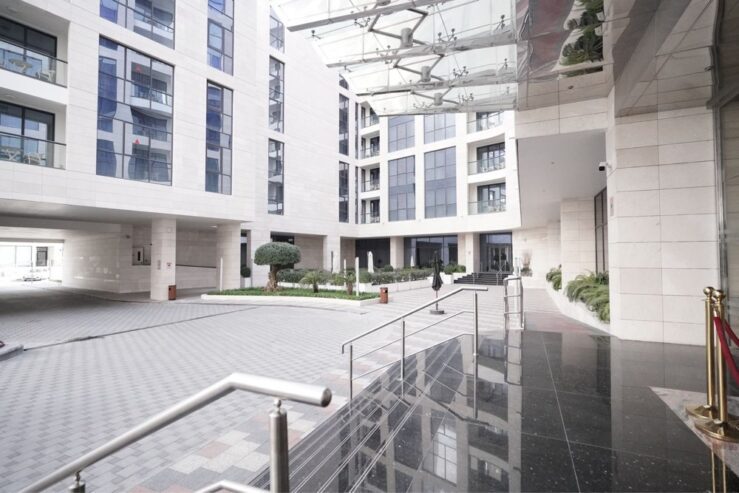 Big 1 BHK For Rent in C Rin