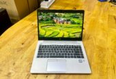 HP ELITEBOOK 840 G5 + DOCKING STATION