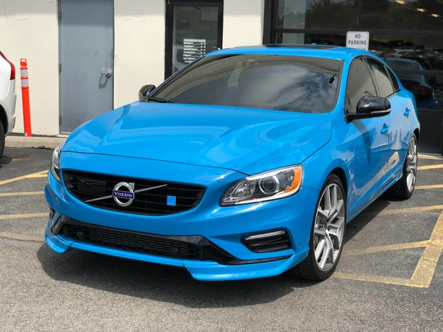Volvo S60 T5 R-DESIGN