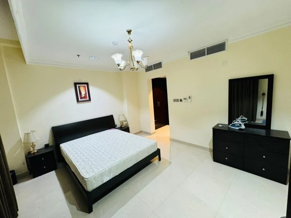 NO COMMISSION – 1 BHK FF FLAT AVA