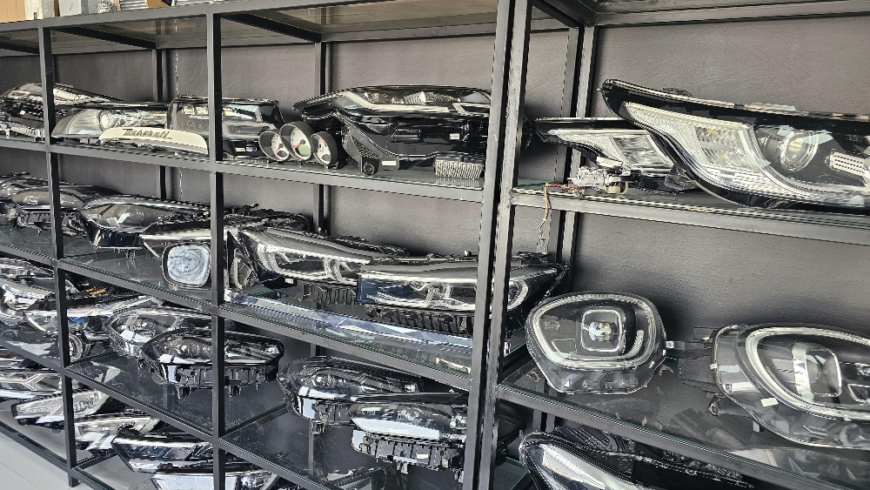 V8Gm garage