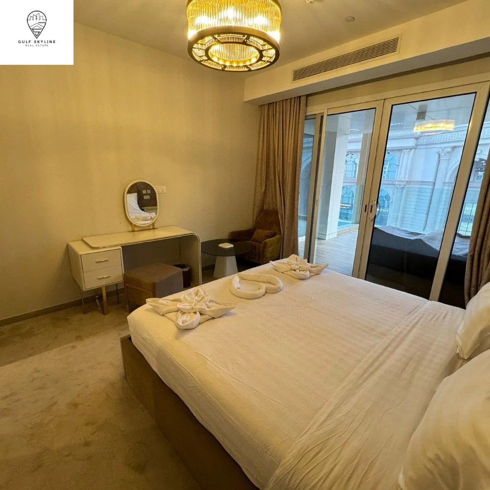 For Rent: Luxurious Italian