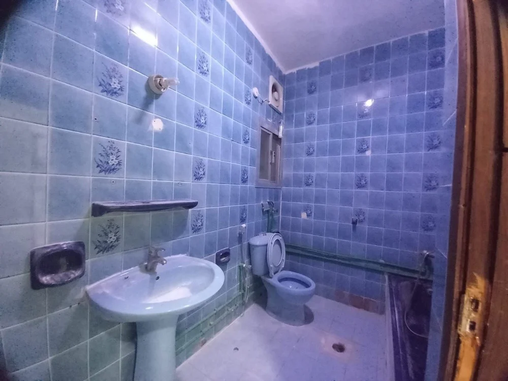 luqta 4 rooms hall 3 toilets 5000