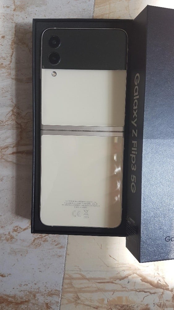 Samsung flip z3 for sale