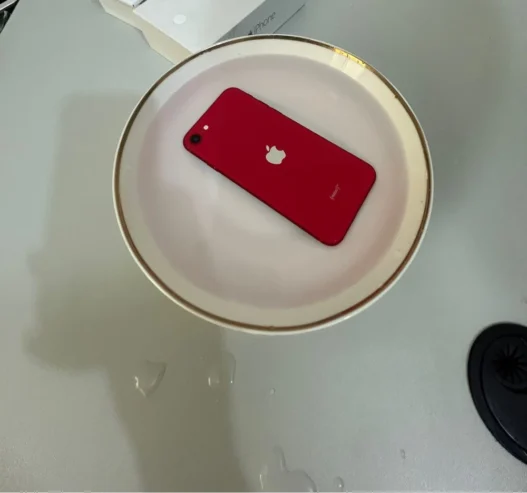I phone Se updated iOS 18,  2 sim