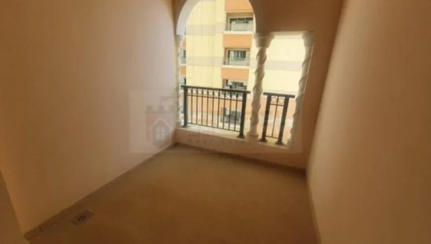 Studio for rent in Pearl