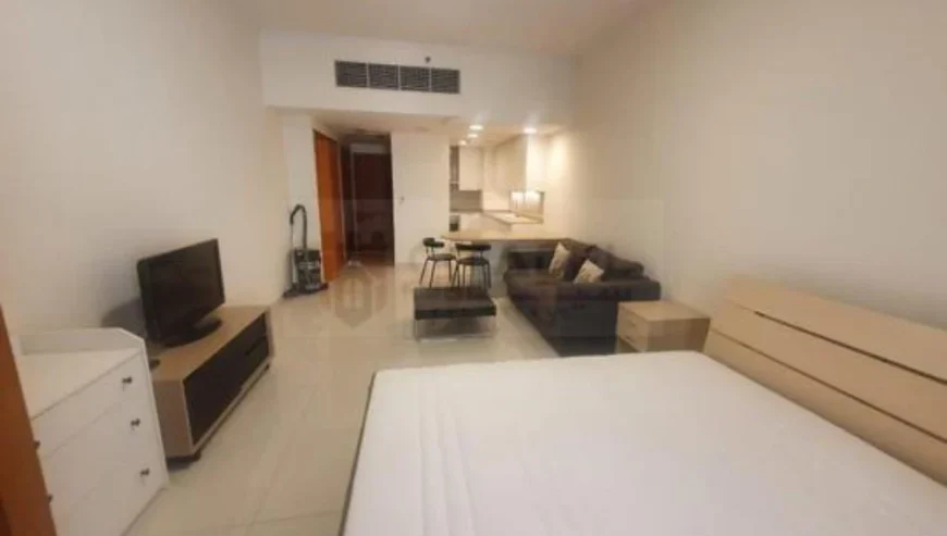 Studio for rent in Pearl