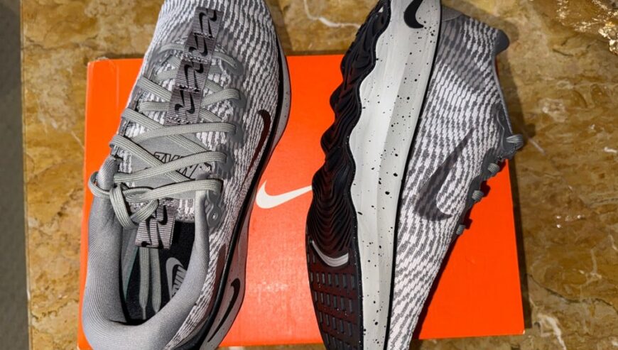 Nike Motiva – Grey (Brand New)