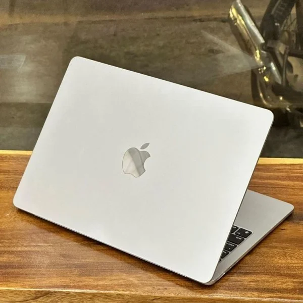 Apple MacBook Air M2