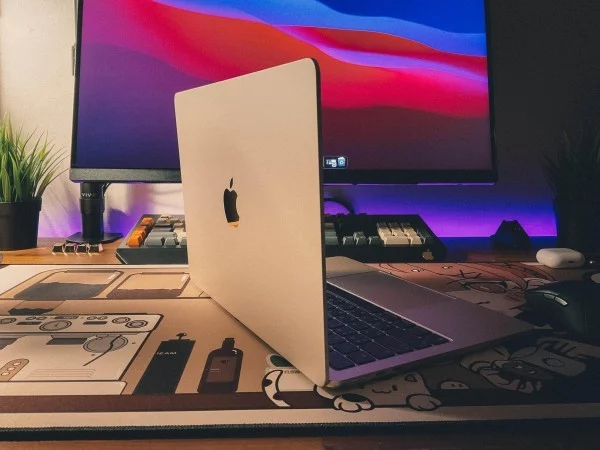 Apple MacBook Air M2
