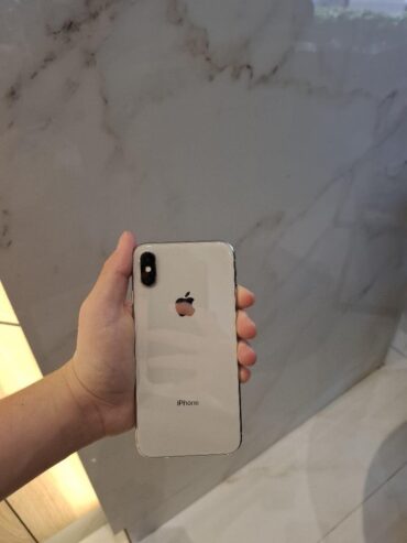 Apple iPhone X – For Sale (64 GB)