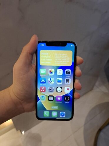 Apple iPhone X – For Sale (64 GB)