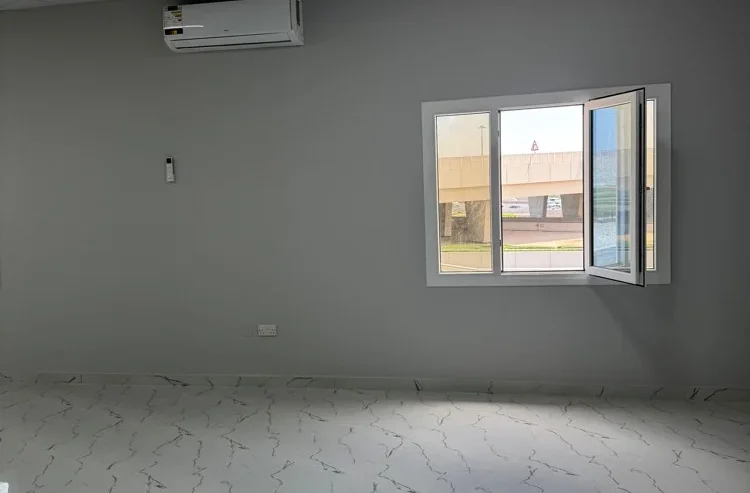 للإيجار محلات ومكاتب تجاريه