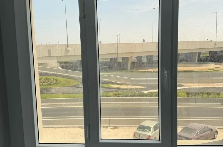 للإيجار محلات ومكاتب تجاريه