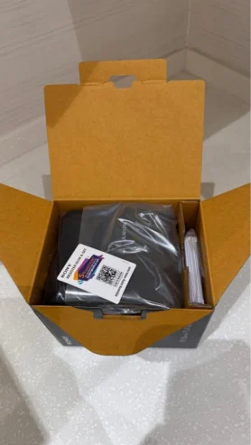 للبيع عدست سوني.       For sale: Sony lens.