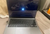 MacBook m2