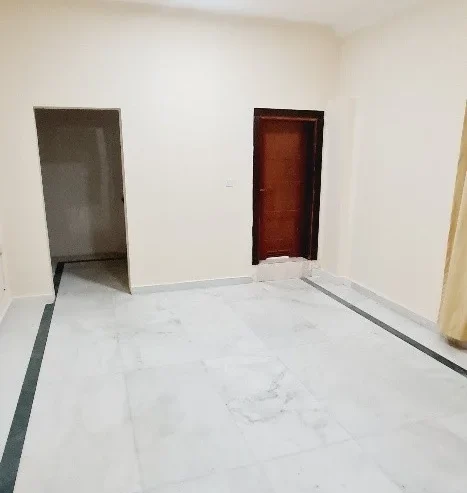 1bhk markhiya good and clean