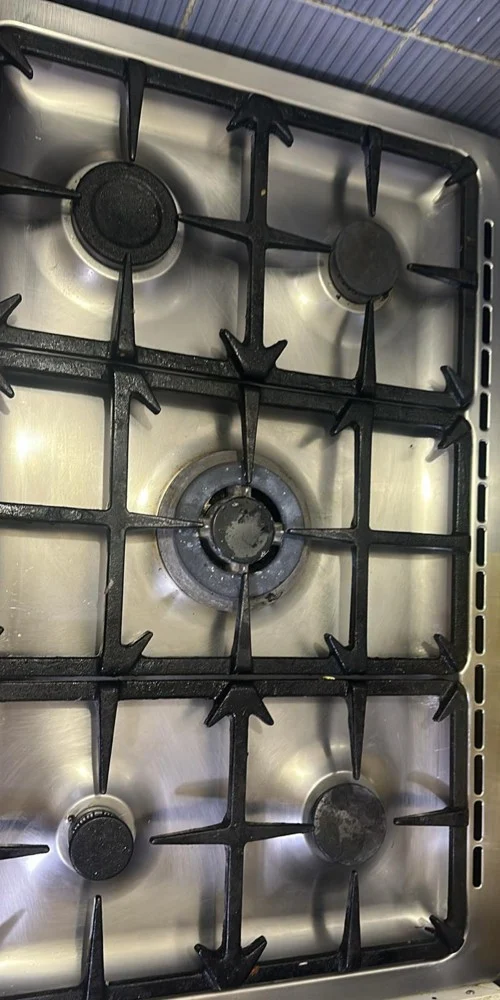 Gas cooker and Oven