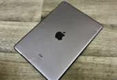 IPAD AIR 32 GB WITH CHARGER