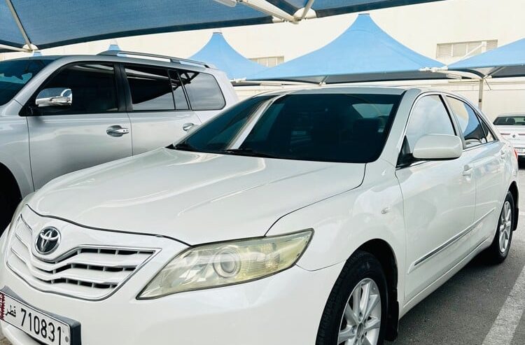TOYOTA CAMRY GLX