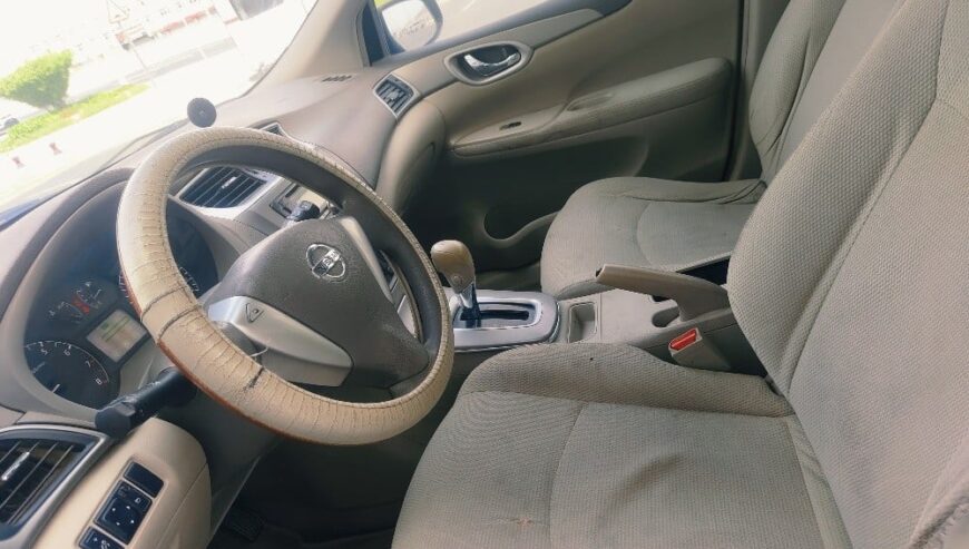 NISSAN TIDA JAPAN
