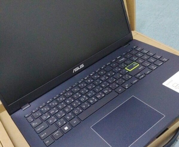 ASUS