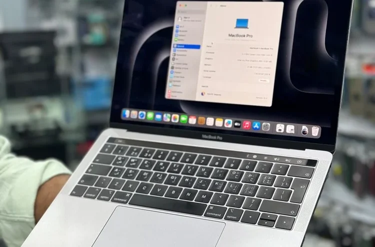 Apple MacBook Pro Laptop For Sale