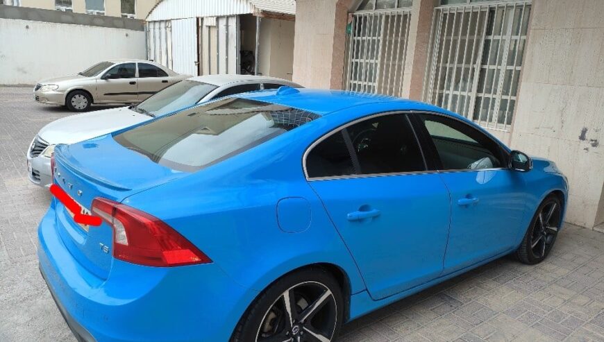 Volvo S60 T5 R-DESIGN