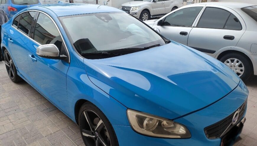 Volvo S60 T5 R-DESIGN