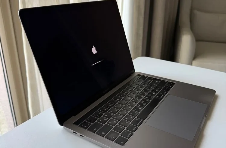 MacBook Pro 13” 2017