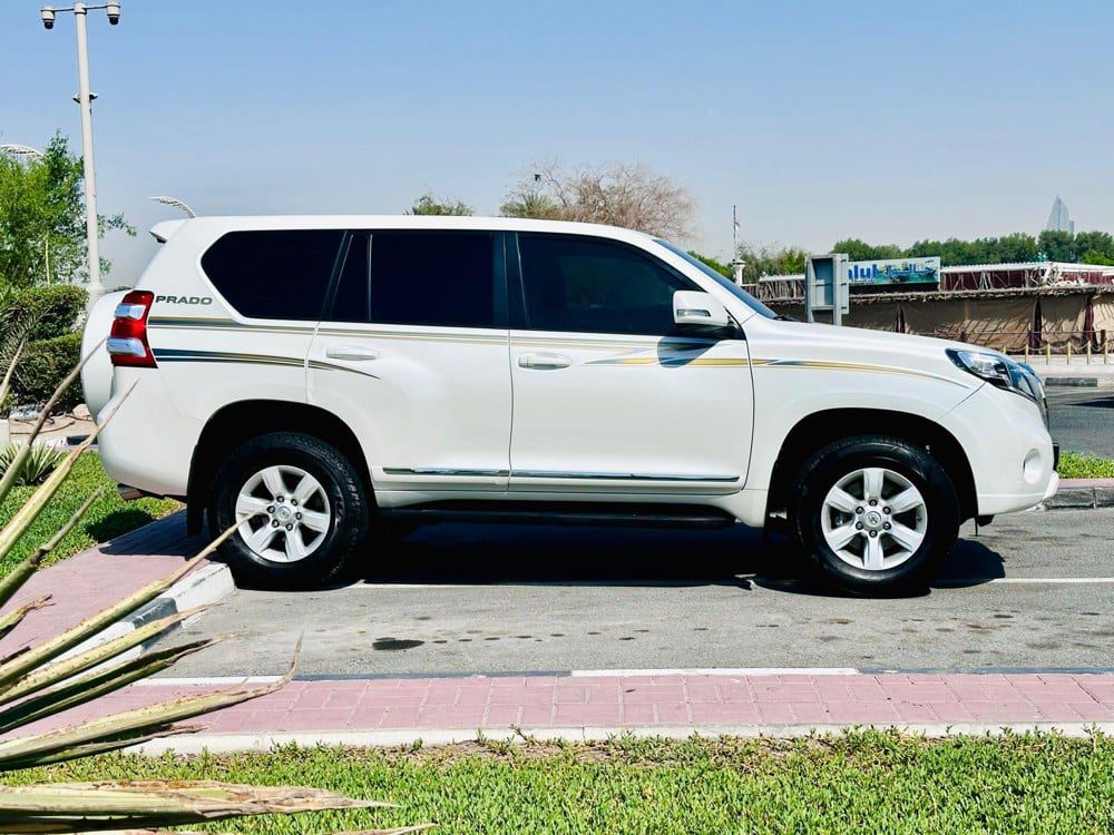PRADO V6 2017
