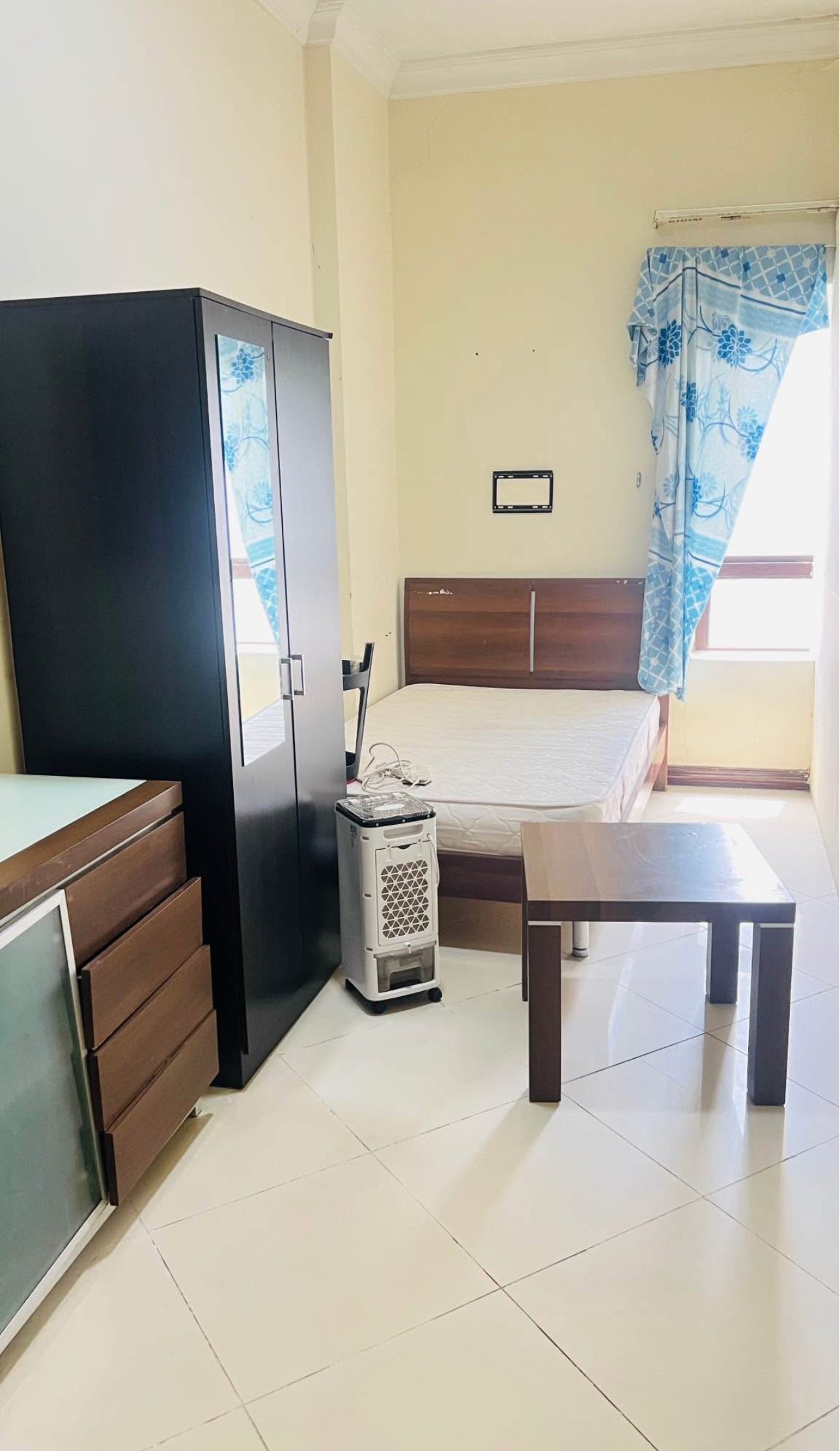 Executive bachelor Single/sharing room