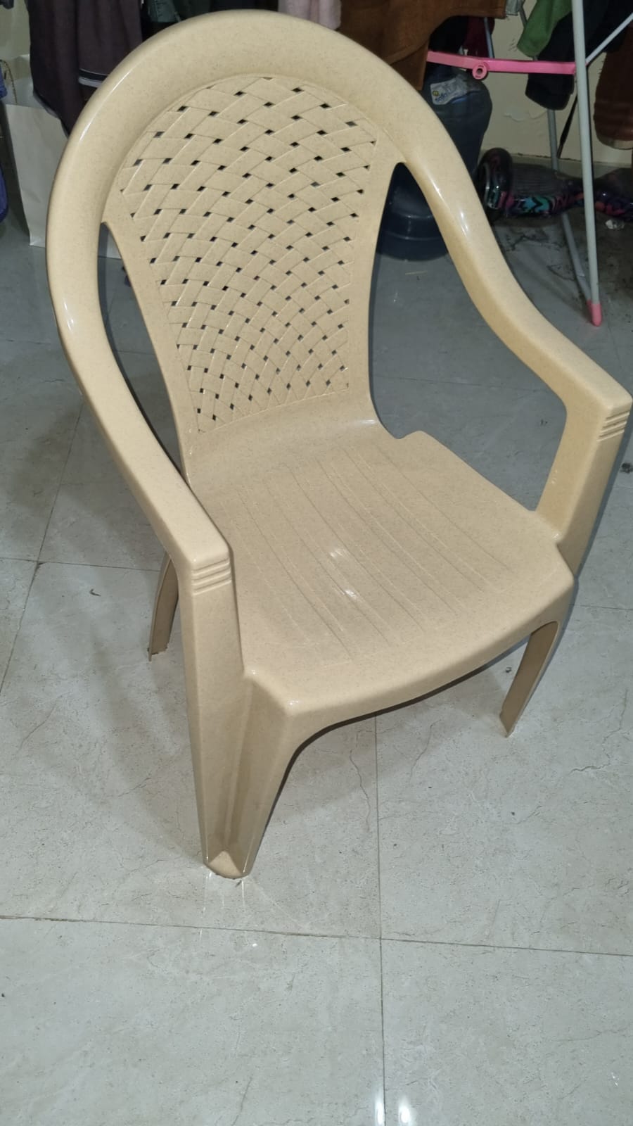 House hold items sale for cheap rate ( Table, Bucket, Chair, Curtain rod, Wifi router etc..