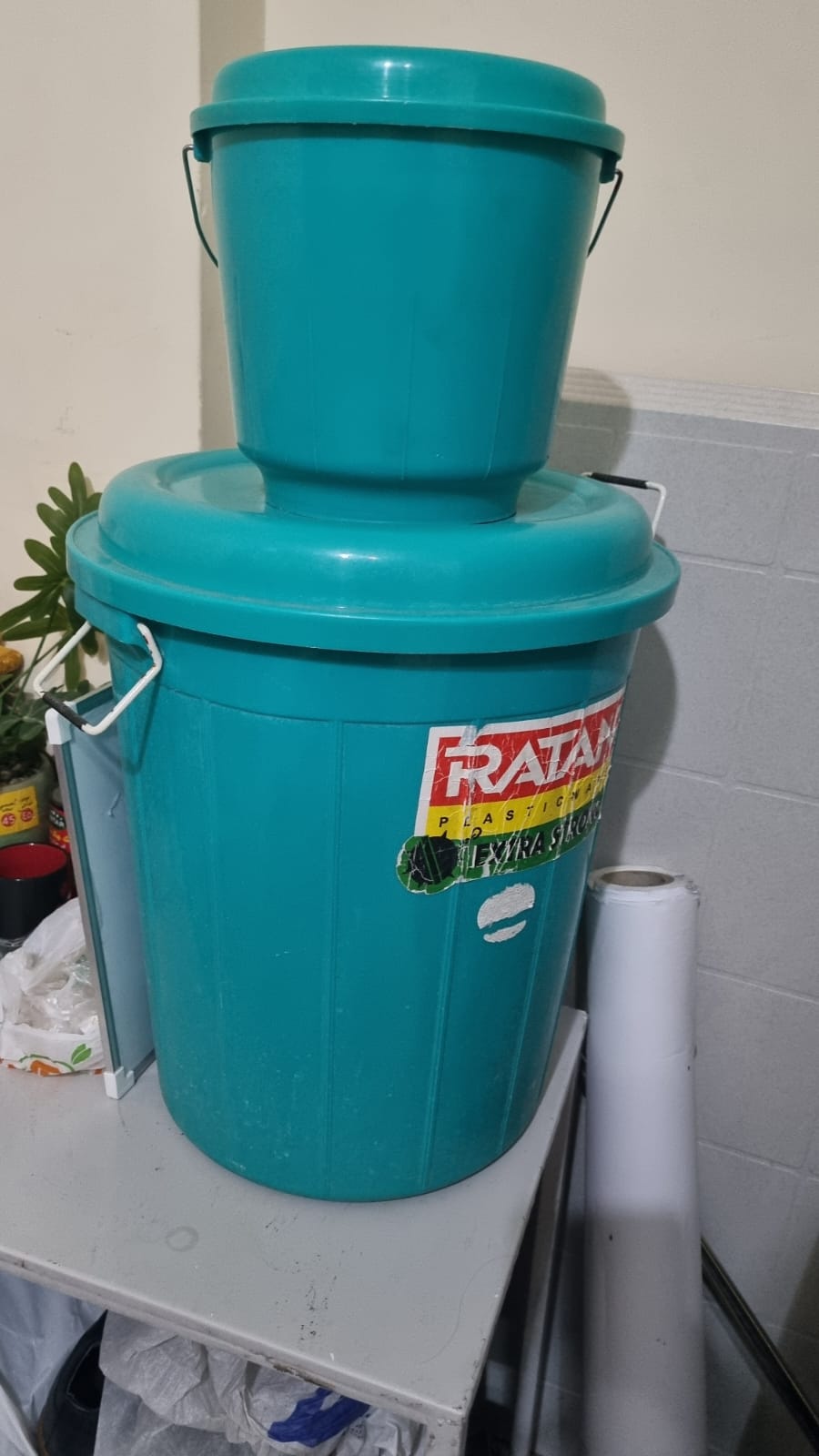 House hold items sale for cheap rate ( Table, Bucket, Chair, Curtain rod, Wifi router etc..