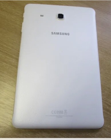 Tablet Samsung E