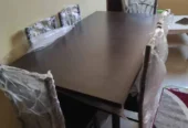 Dining table With 4 and 6 chairs