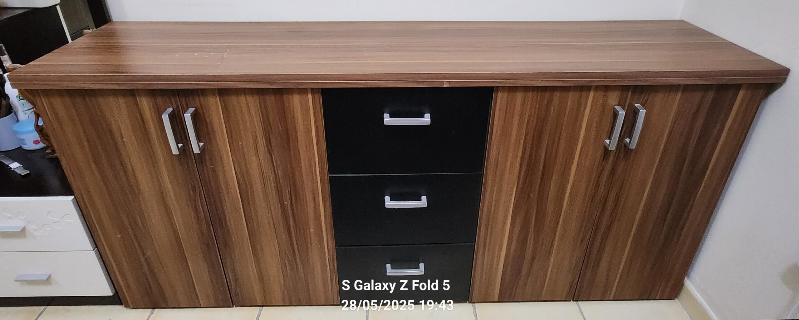 Cabinet (180x80x 43) from PAN-HOME for Sale – Good Condition