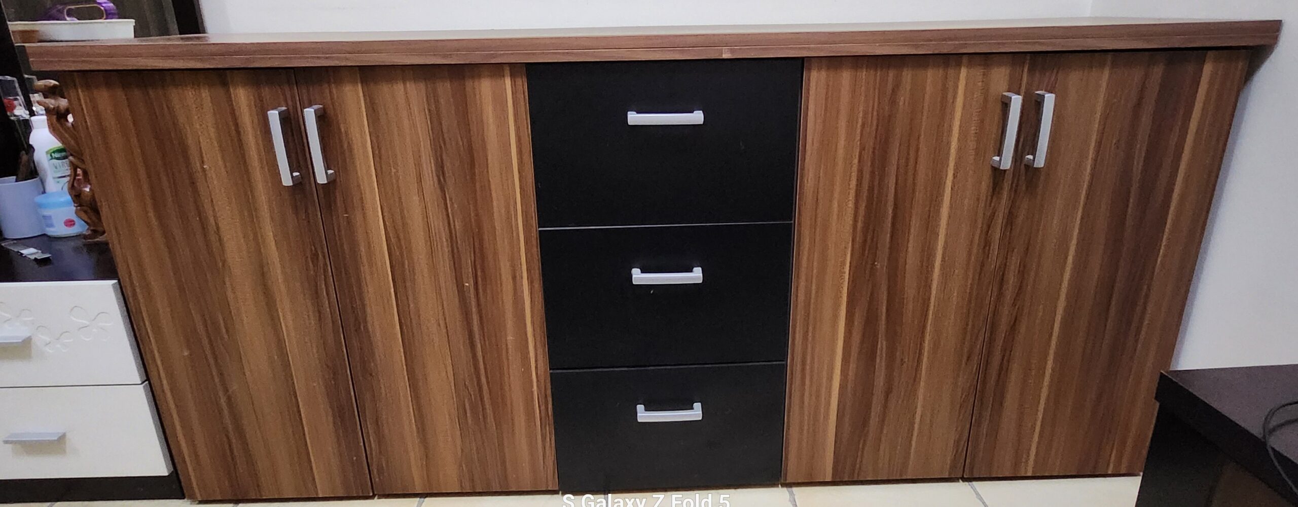 Cabinet (180x80x 43) from PAN-HOME for Sale – Good Condition